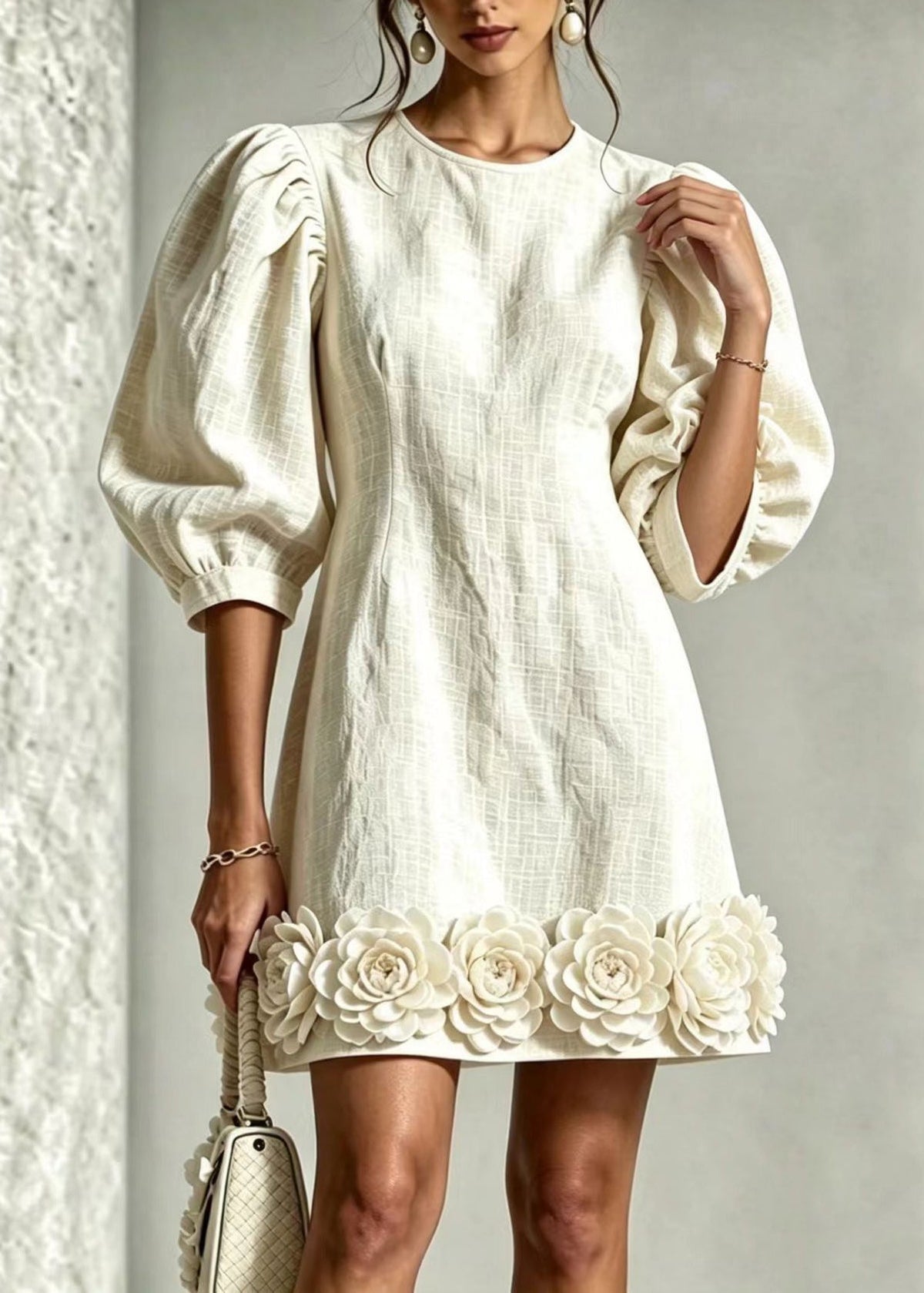 Stylish White O-Neck Stereoscopic Floral Hem Mini Dress Summer