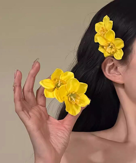 Stylish Yellow Copper Cloth Floral A Pair Hairpin