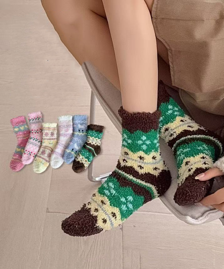 Thick And Warm Coral Fleece Mid Tube Socks For Autumn And Winter