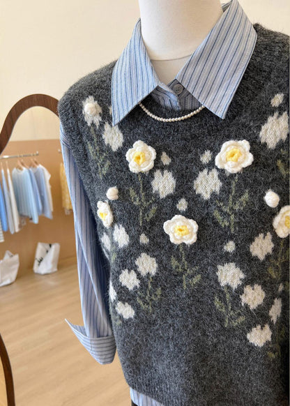 Unique Dark Grey O-Neck Embroideried Knit Vest Sleeveless