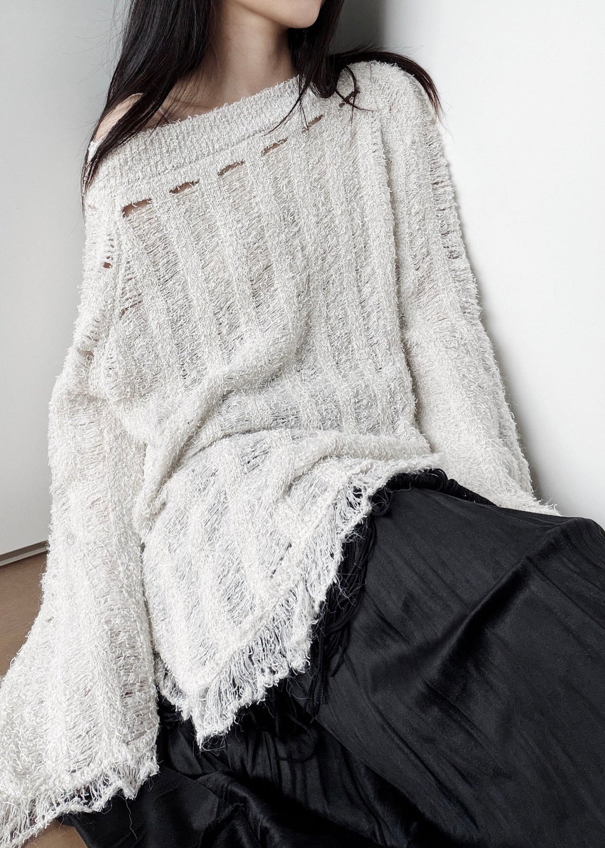 Unique White Tasseled Hollow Out Knitted Tops Winter