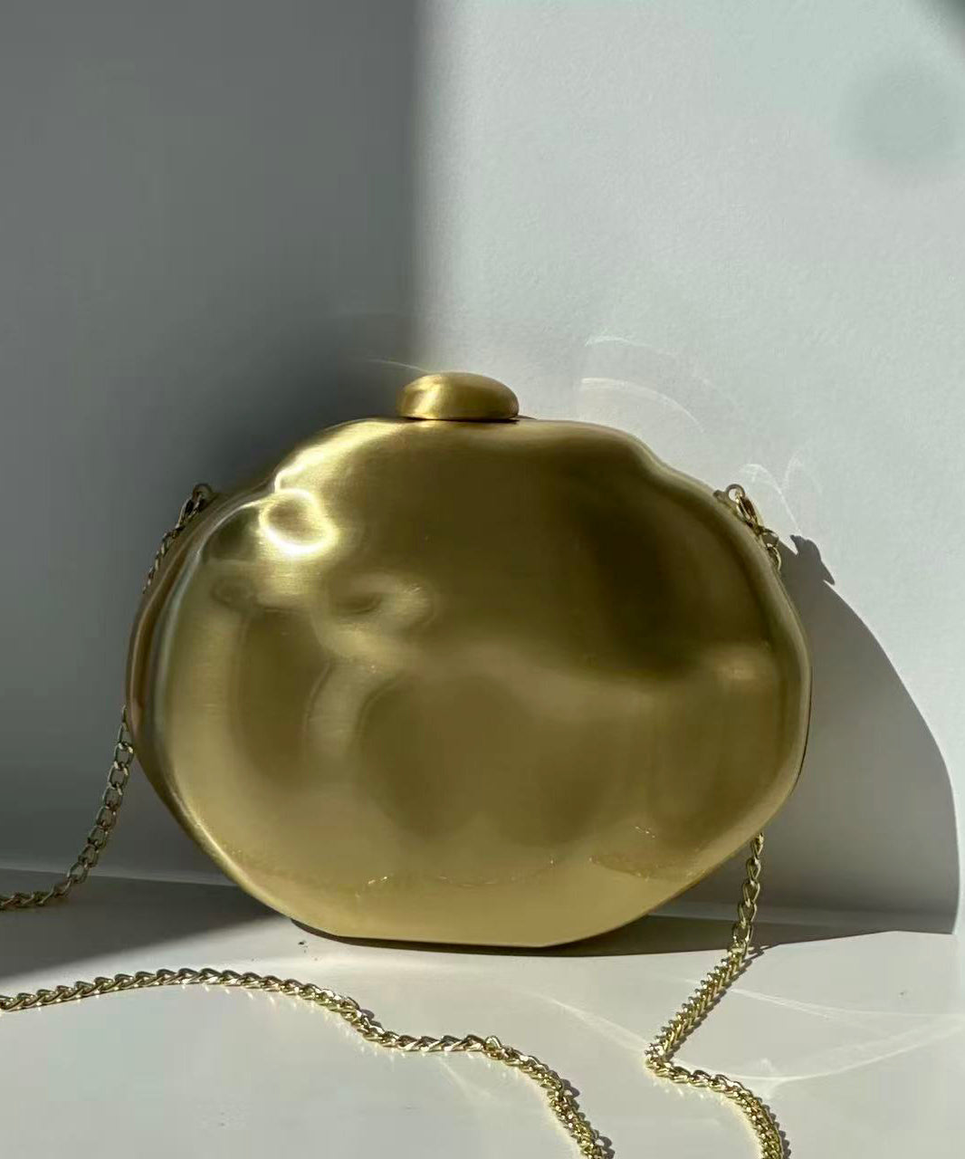Vintage Gold Concave Convex Ripple Clutch