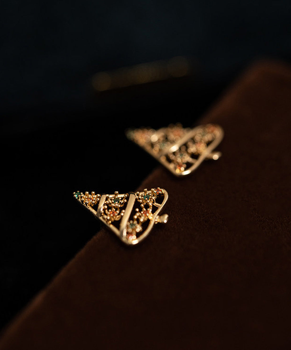 Vintage Gold Zircon Copper Hollow Out Chrstmas Tree Stud Earrings