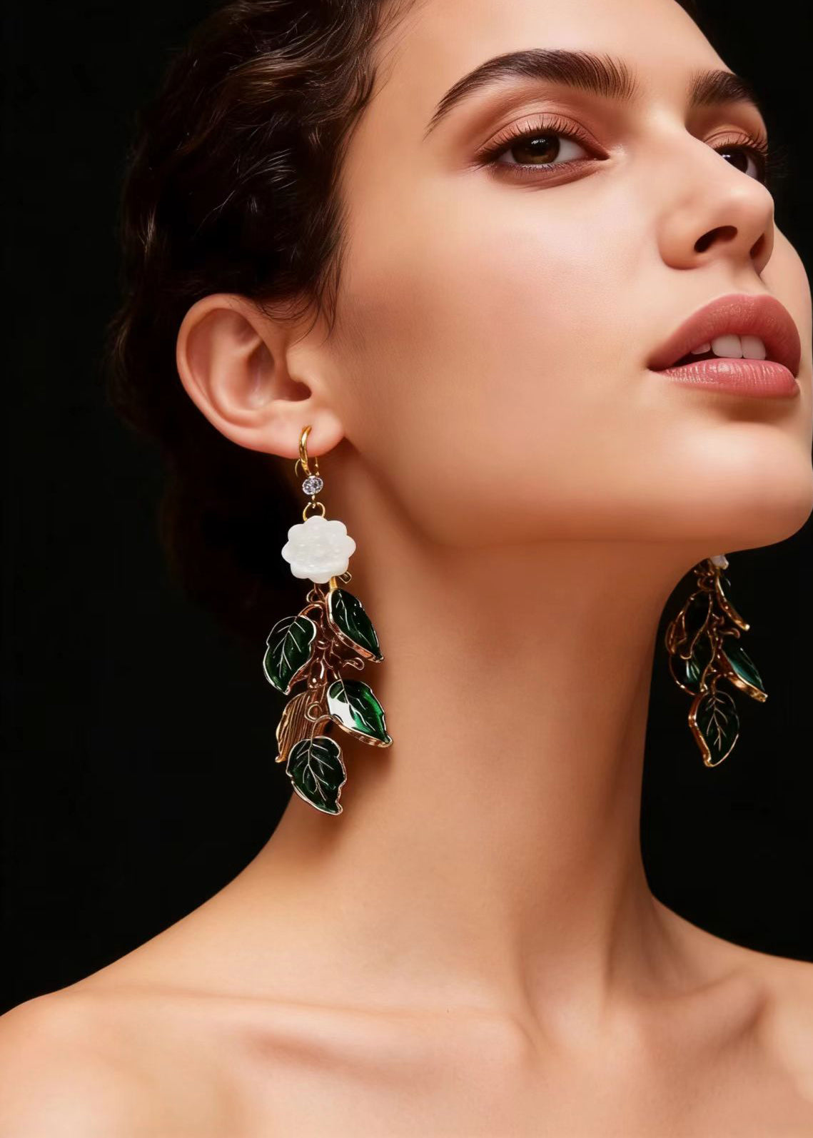 Vintage Green Leaf Gilding Drop Earrings