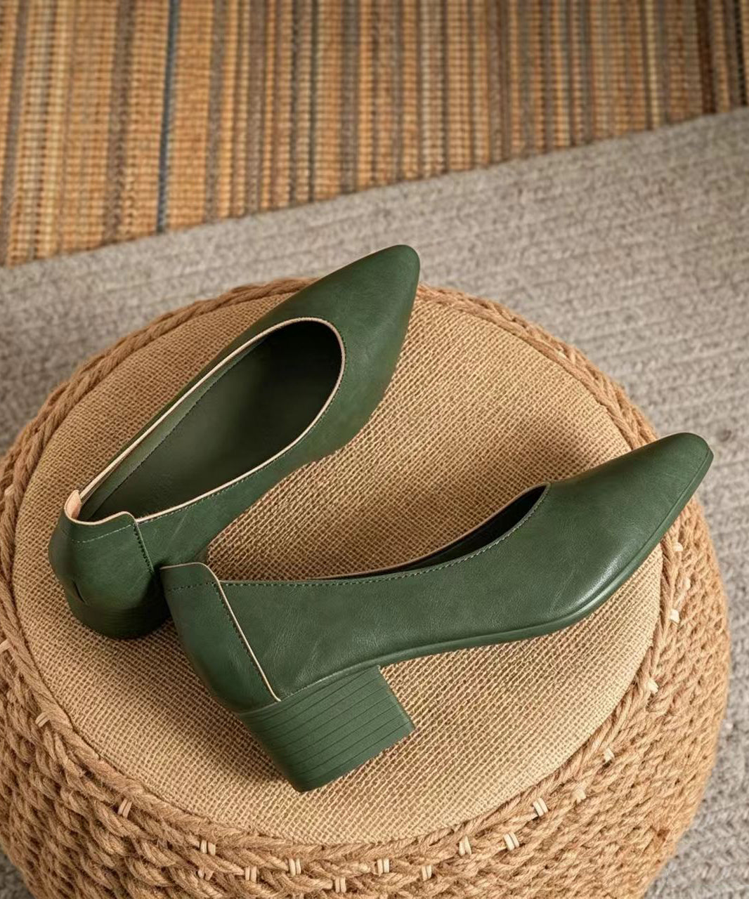 Vintage Green Pointed Toe Faux Leather Chunky High Heels