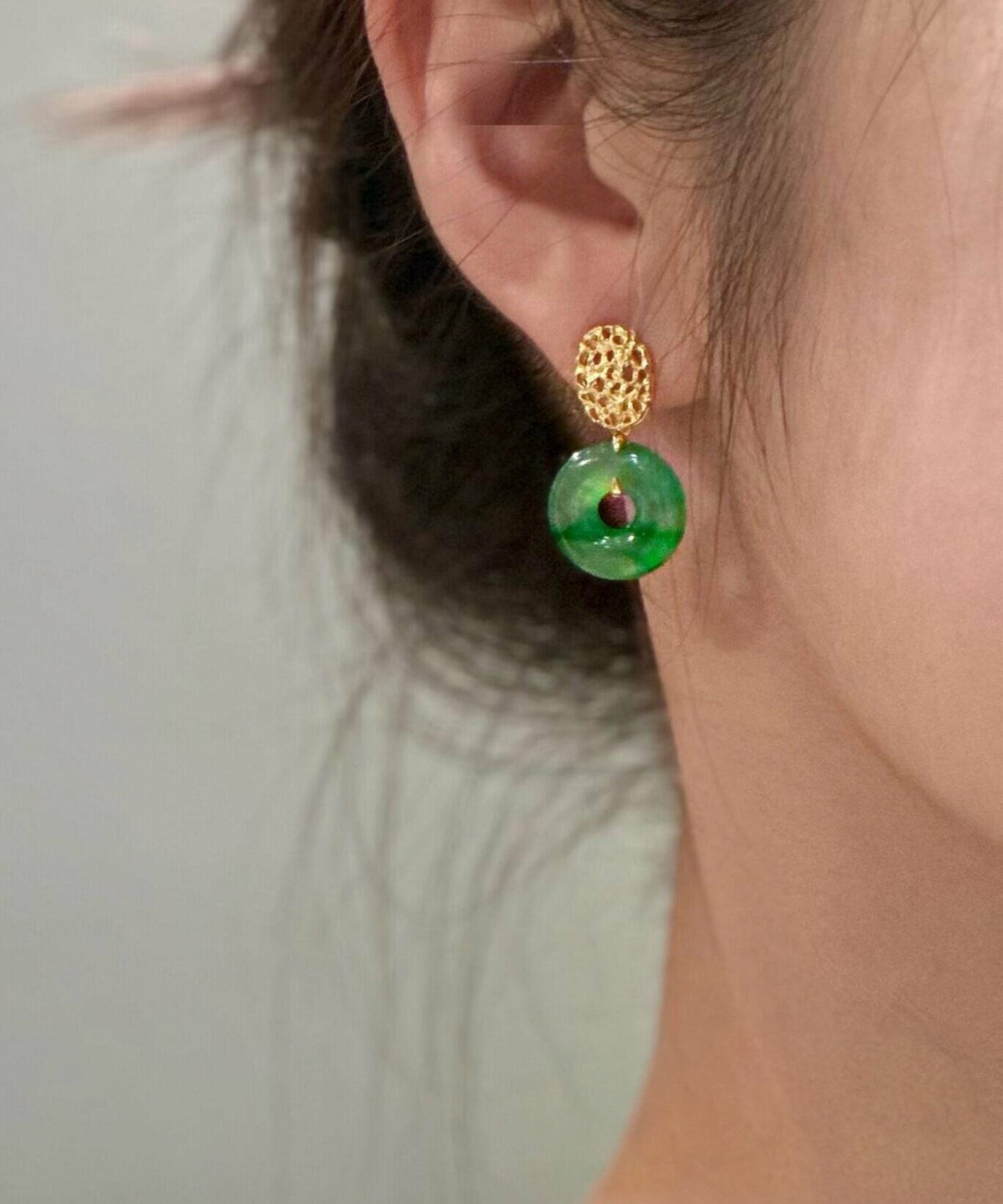 Vintage Green Sterling Silver Overgild Jade Safe Buckle Drop Earrings