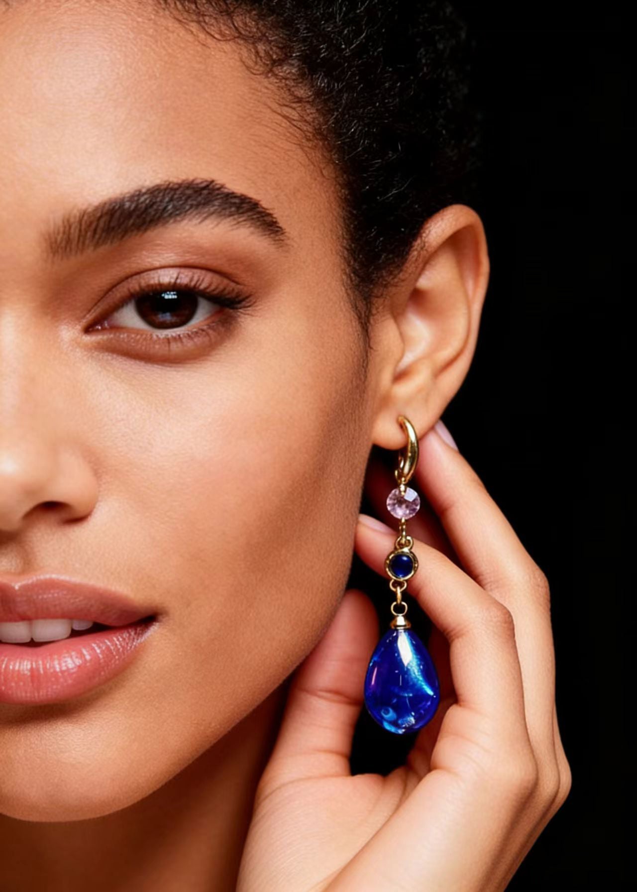 Vintage Peacock Blue Water Droplet Gem Stone Drop Earrings