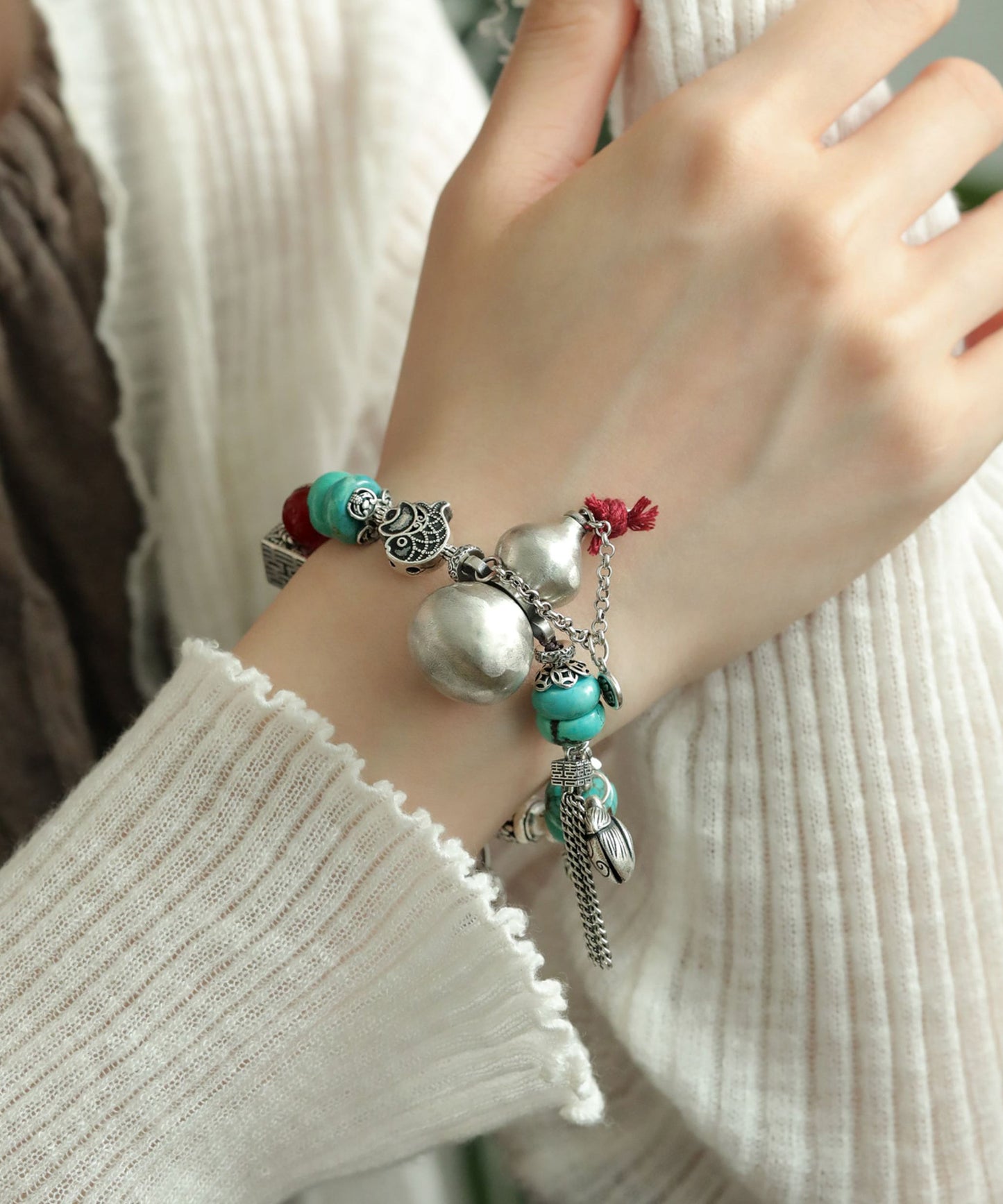 Vintage Silk Sterling Silver Calabash Turquoise Charm Bracelet