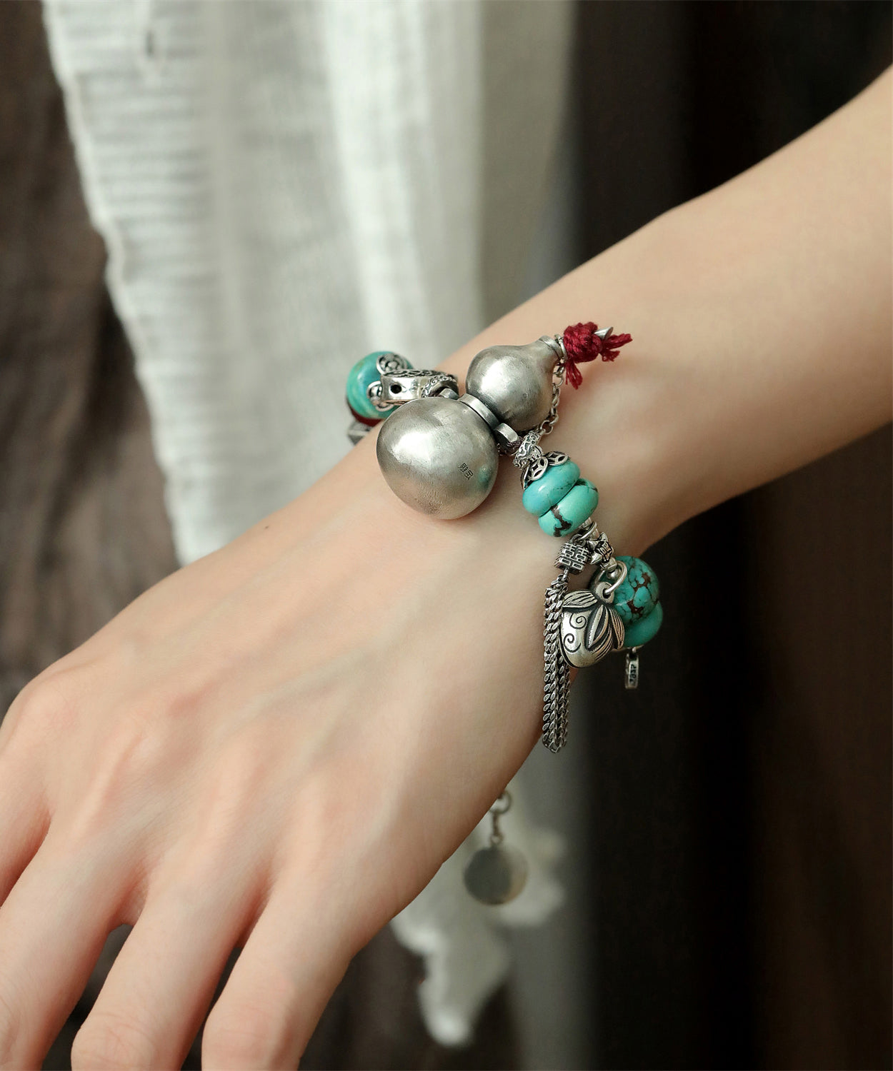 Vintage Silk Sterling Silver Calabash Turquoise Charm Bracelet