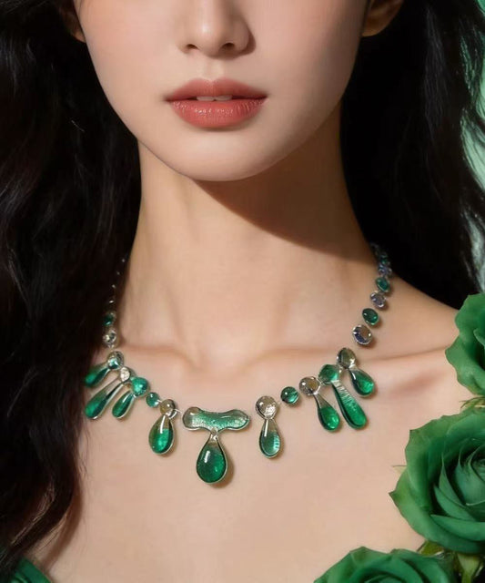 Vintage Translucent Green Resin Teardrop Pendant Necklace