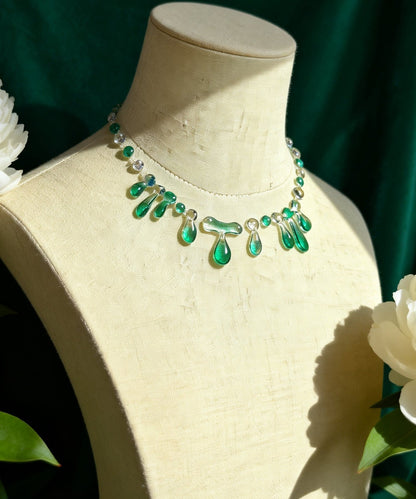 Vintage Translucent Green Resin Teardrop Pendant Necklace