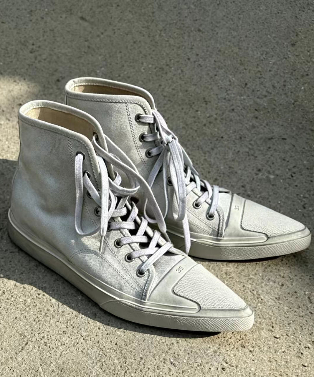 Vintage White Disressed Washed Lace Up Pointed Toe Wedge High Top Sneakers