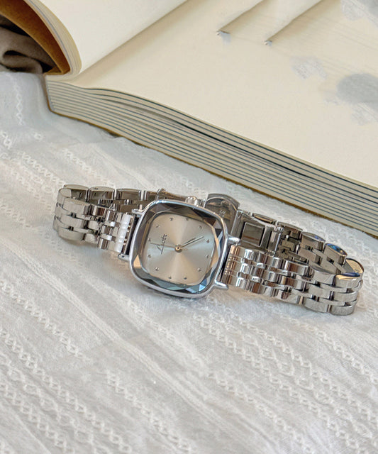Vogue Silk Alloy Quartz Movement Organic Glass Watches