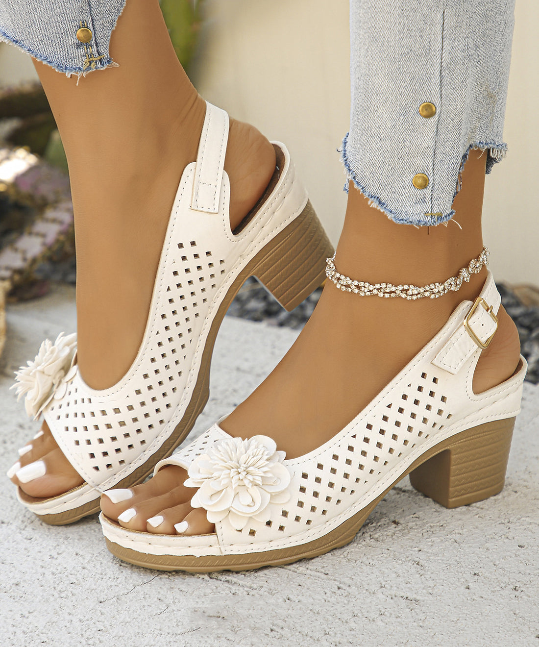 White Hollow Out Floral Splicing Women Chunky Sandals