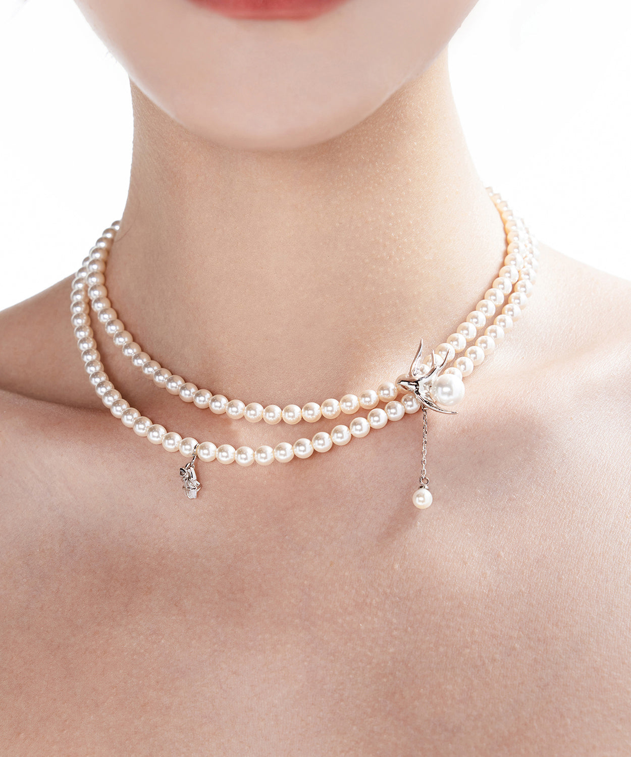 White Light Luxury Swallow Pearl Double Layered Alloy Necklace