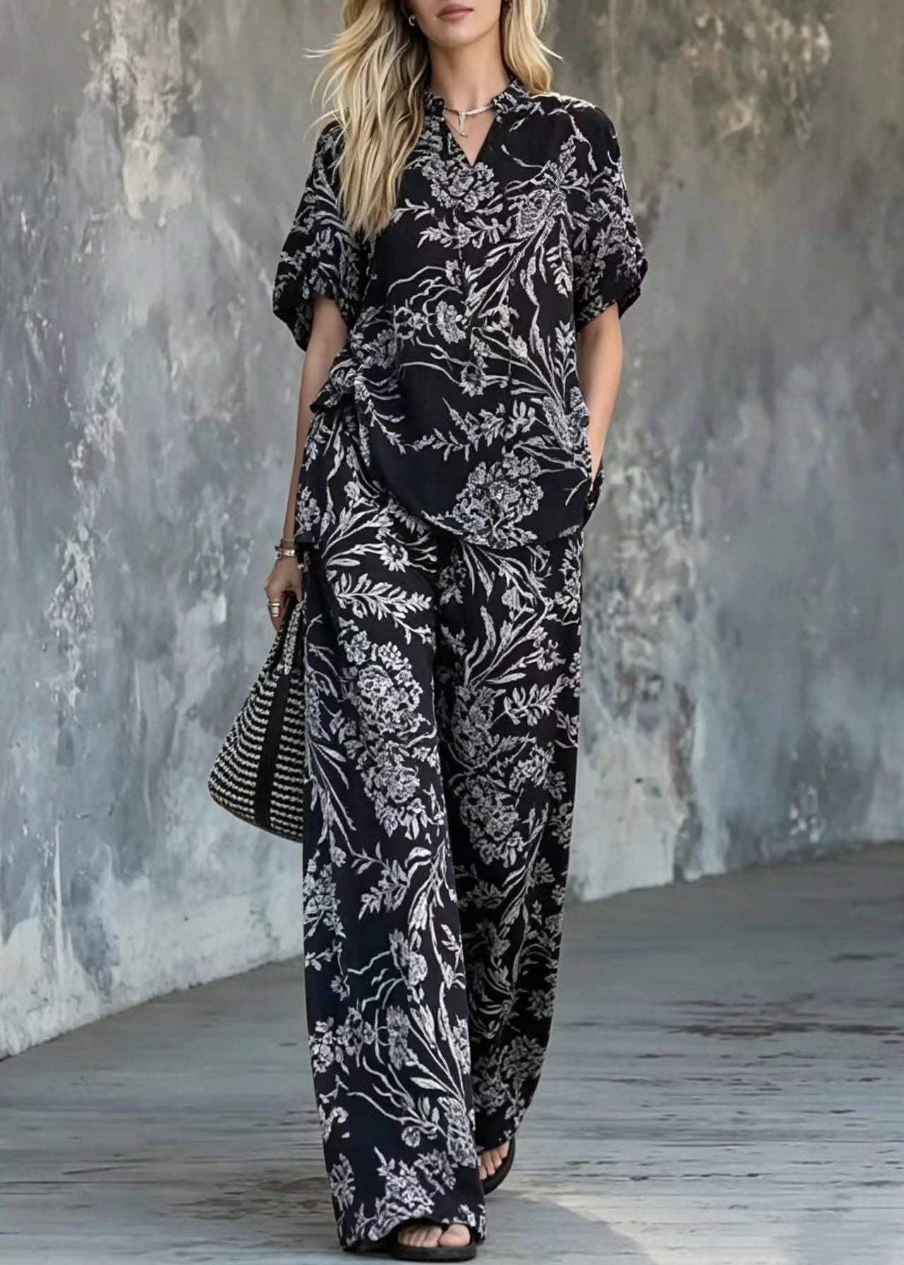 Women Black V Neck Lace Up Print Top And Wide Leg Pants Two Pieces Set Summer