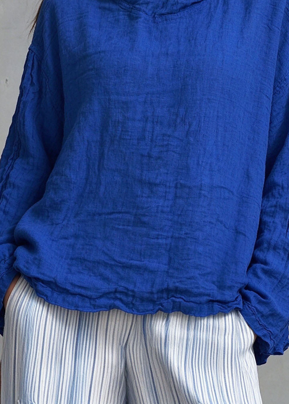 Women Blue Low High Design Solid Linen Hooded Shirts Winter