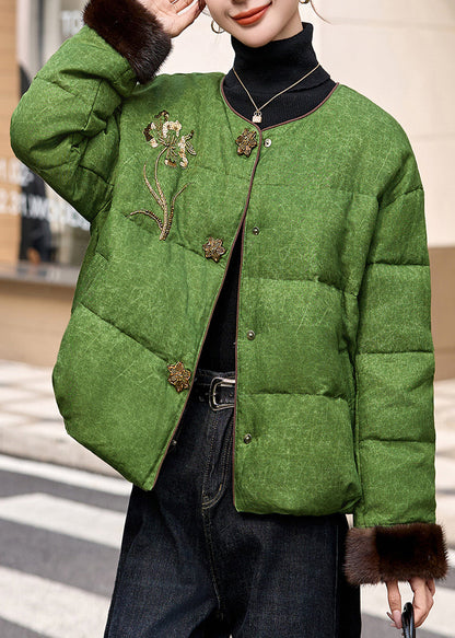 Women Green O-Neck Embroidered Duck Down Jacket In Winter