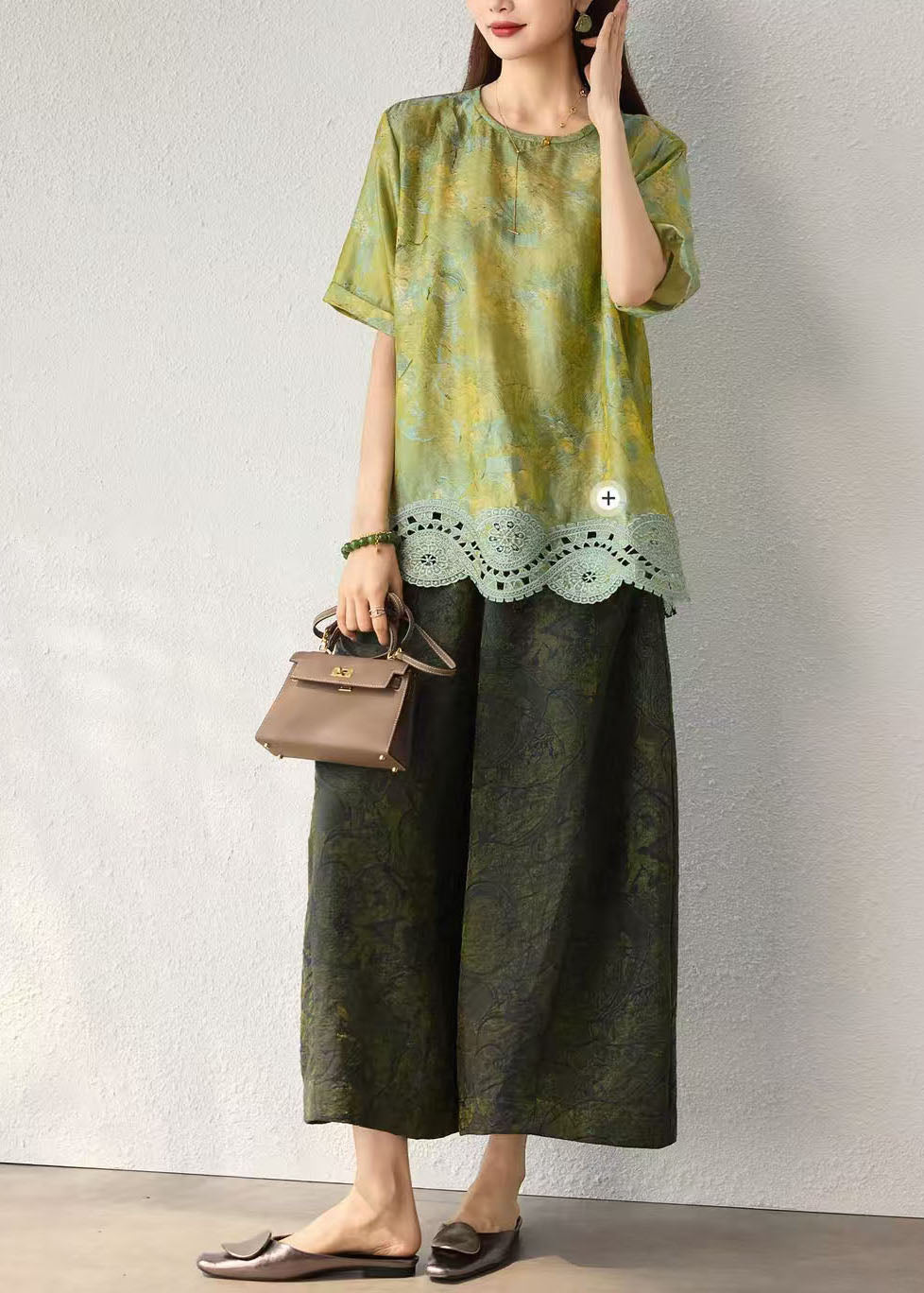 Women Green Oversized Jacquard Silk Crop Pants Fall