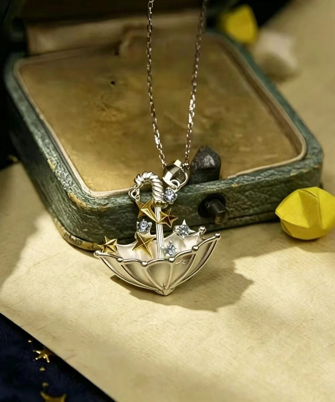 Women Silk Alloy Zircon Star Umbrella Pendant Necklace