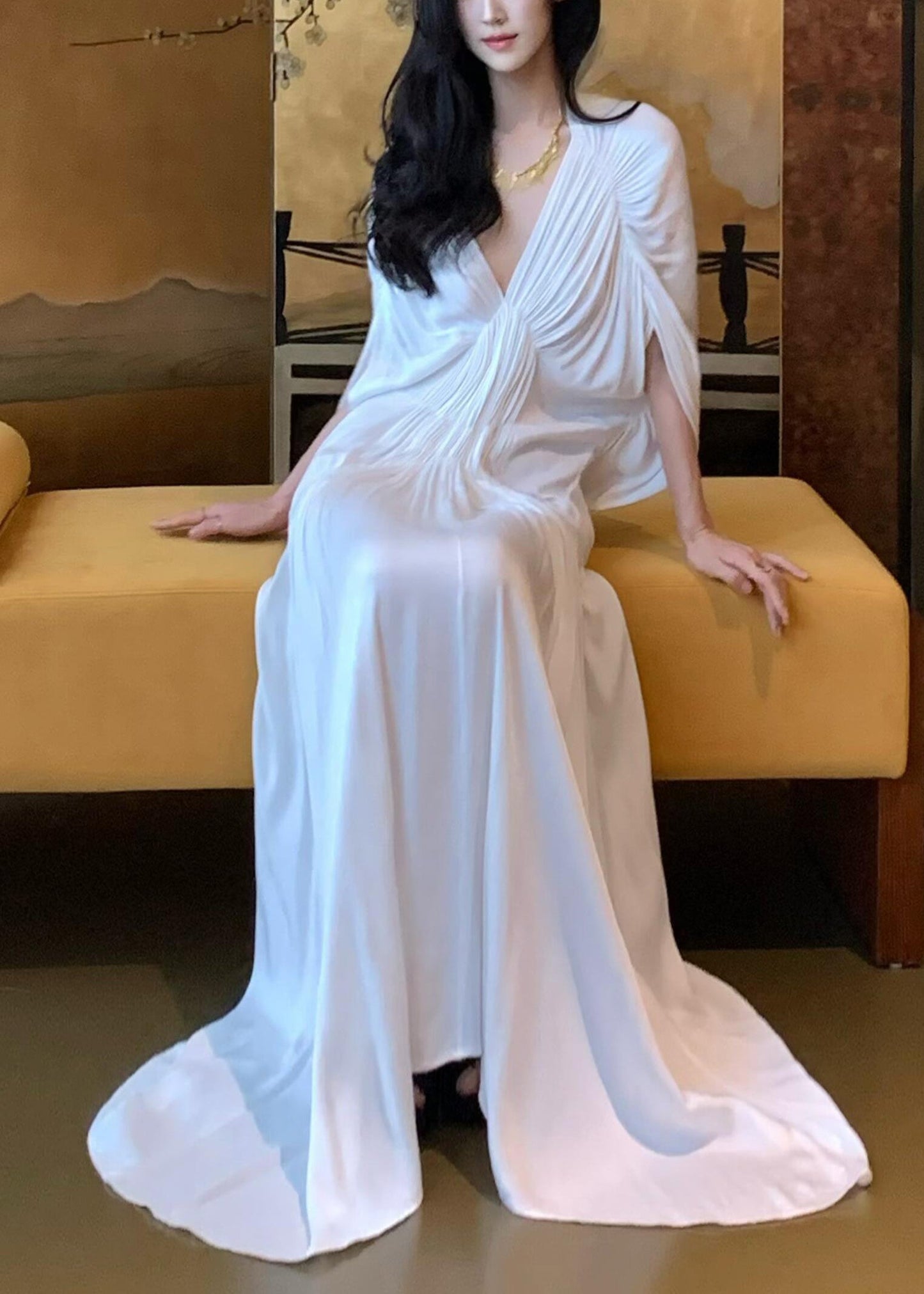 Women White V Neck Wrinkled Solid Dresses Batwing Sleeve