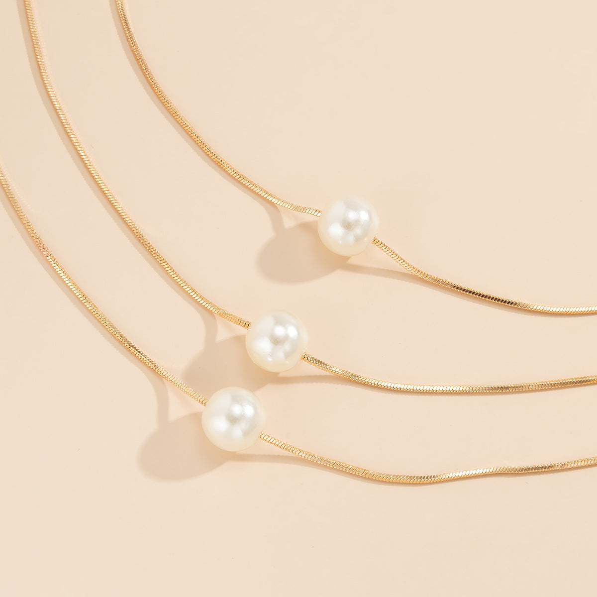 Multi-layer Imitation Pearl Pendant Necklace Geometric Thin Chain Snake Bone Necklace