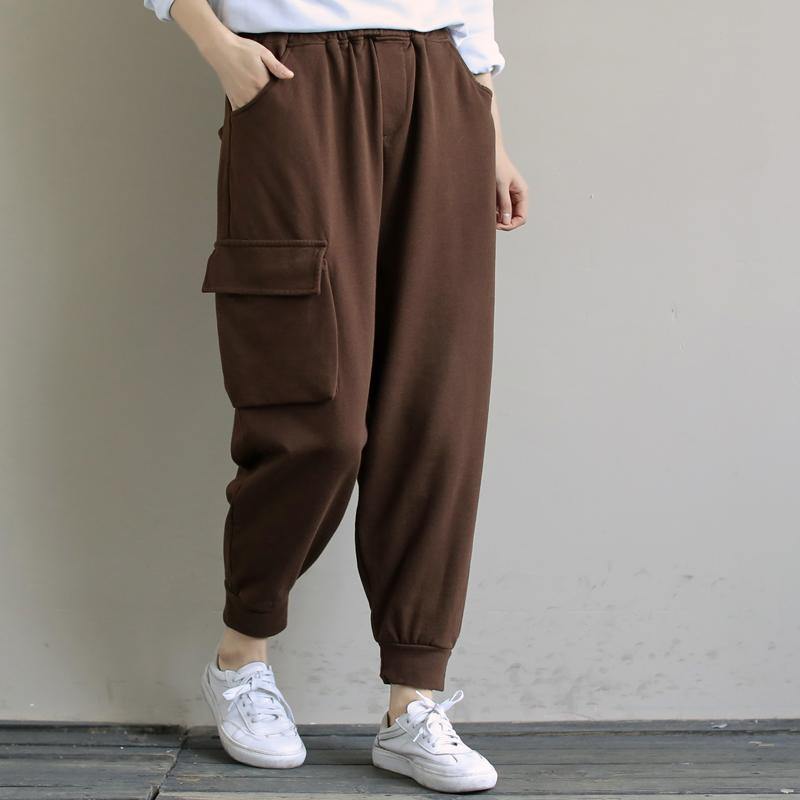 Loose Chocolate literature and art versatile casual Capris