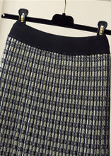Load image into Gallery viewer, Natural Black Plaid Knit pleated skirt Spring