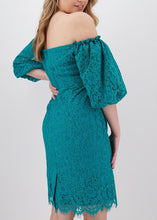 Load image into Gallery viewer, Plus Size Malachite Green Patchwork Lace Mid Dress Short Sleeve