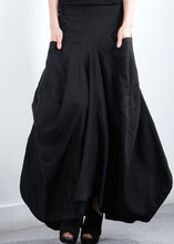 Load image into Gallery viewer, Simple Black Pockets Patchwork asymmetrical design Winter Skirt