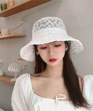 Load image into Gallery viewer, Simple White Daisy Lace Patchwork Embroideried Floppy Sun Hat