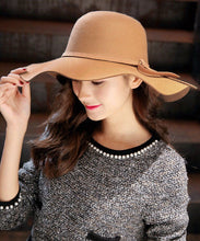 Load image into Gallery viewer, Stylish Mulberry Wave Brim Bow Woolen Cloche Hat